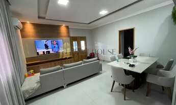 Imagem 2: Casa no Bairro Cpa- 280m2 de área construída e 270,72 m2 de terreno