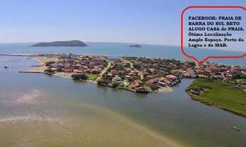 Imagem 5: Reserva de Casa na Praia de Barra do Sul Perto do Mar. Por Finais de Semana