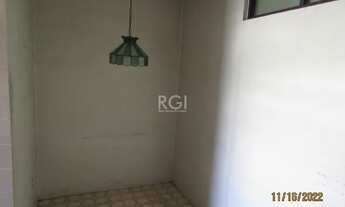 Imagem 7: Apartamento desocupado de dois dormitórios, uma vaga de garagem, no edifício Dom Fellipo