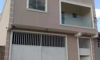 Imagem: Vende-se um excelente sobrando com galpão