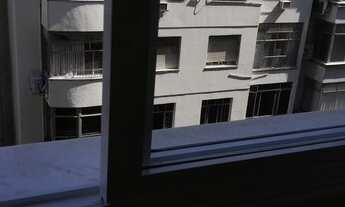 Imagem 3: Apartamento para venda possui 63 metros quadrados com 1 quarto, em Leme - Rio de Janeiro