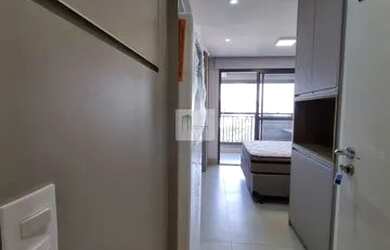 Imagem 2: Studio, totalmente mobiliado, fino acabamento, em frente ao metrô