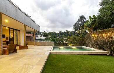 Imagem 2: Casa com área externa privilegiada e ambientes integrados