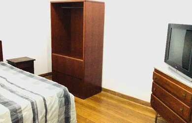 Imagem 5: Quarto individual com mobília