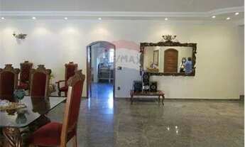 Imagem 4: RP4 Casa com 4 quartos, sendo 4 suítes, com 4 vagas de garagem para alugar, 700 m² por R