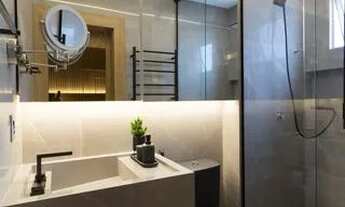 Imagem 7: Casa para venda possui 100 metros quadrados com 4 quartos em Centro - Curitiba - Paraná