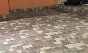 Imagem 5: Vendo casa com piscina