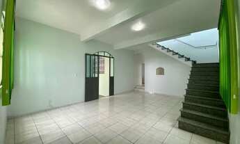 Imagem 7: Casa no Parque 10 - Duplex Apto a Financiamento Próximo ao Veneza