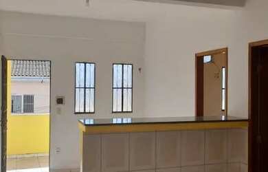 Imagem 7: Apto no primeiro andar com 2 quartos enfrente a Belíssimas modas alvorada 3