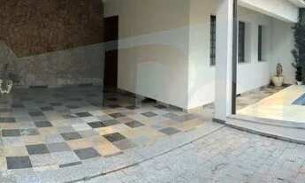 Imagem 2: Casa Residencial com 4 quartos para alugar por R$ 4500.00, 273.00 m2 - JARDIM SENADOR VERG