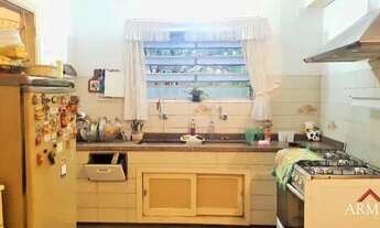 Imagem 2: Oportunidade de sobrado amplo no Pacaembu à 2 quadras do metrô Sumaré