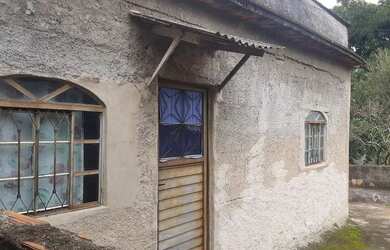 Imagem 3: 2 casas Casa com 5 dormitórios