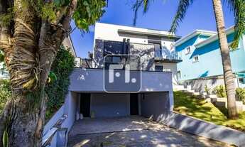 Imagem 2: Casa 360m² de Alto Padrão Para Locação no Residencial Alphaville 09