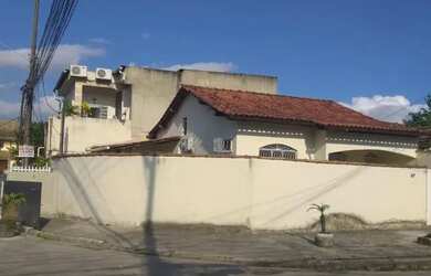 Imagem 2: Bela casa linear com RGI no centro de Campo Grande