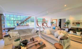 Imagem: Belíssima Casa de alto padrão, com 5 quartos