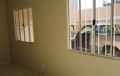 Imagem 4: Sobrado Maria Luiza 200 mts lago municipal