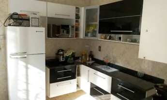 Imagem 5: Sobrado bem localizado