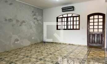 Imagem 2: Casa para Aluguel - Quitaúna, 3 Quartos, 150 m2