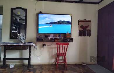 Imagem 2: Casa 2 dormitórios, 2 vagas, Bairro Parque dos Maias