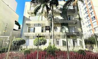 Imagem 2: Apartamento para alugar em Porto Alegre, Moinhos de Vento, com 2 quartos, 95m²