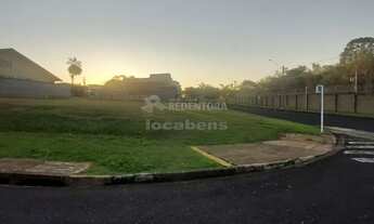Imagem: Terreno de Esquina no Parque Residencial