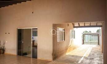 Imagem 3: CASA COM 03 DORMITÓRIOS, VARANDA GOURMET E PISCINA