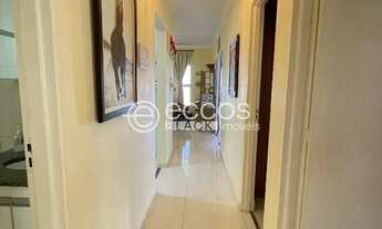 Imagem: Casa em condomínio à venda, 3 quartos