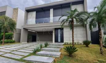 Imagem: Sobrado à venda com 3 suítes no Alphaville