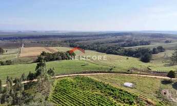 Imagem: Sítio em Rural - Centro - São Miguel Arcanjo/SP