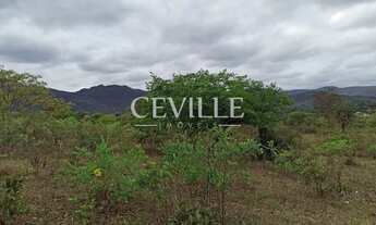 Imagem 2: Área comercial localizado a poucos metros da Praça