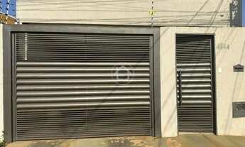 Imagem 3: CASA CONTÉM ESPAÇO GOURMET COM HIDROMASSAGEM