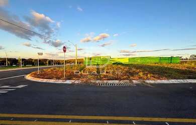 Imagem: Lote de esquina em Condomínio Vinhas Anápolis