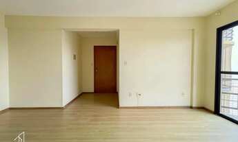 Imagem 4: Apartamento com sacada para aluguel no Centro - Pelotas/RS