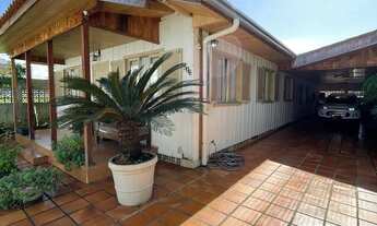 Imagem 2: Casa - 3 dormitórios - localizado em Balneário Camboriú / Centro REF: DW603276