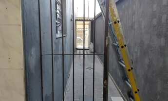 Imagem 2: Casa à venda no Jaguaré, São Paulo: 3 dormitórios, 2 banheiros, garagem e quintal!