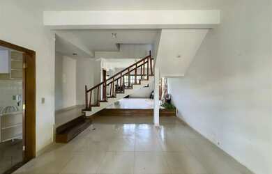 Imagem 3: Casa a venda no Jardim America - 4 suites - Proxima ao Parque Vaca Brava