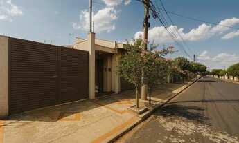 Imagem 2: Casa à Venda - Jardim Golive