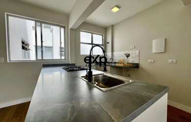 Imagem 6: Apartamento totalmente reformado no Água Verde ? é entrar e morar