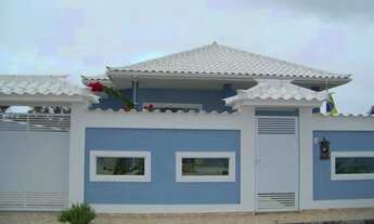 Imagem: Amparo imóveis-Casa linear em condomínio