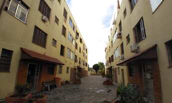 Imagem 2: Porto Alegre - Apartamento Padrão - Partenon