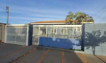 Imagem: Casa para aluguel possui 180 metros quadrados