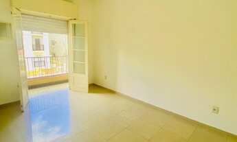 Imagem 3: Apartamento com 2 dormitórios com sacada à venda, 96 m² por R$ 370.000 - Pompéia - Santos