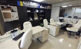 Imagem: Sala comercial com vista para o Cocó com