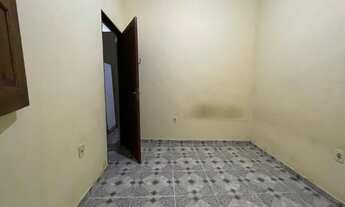 Imagem: Aluga-se kitnet, no valor de R$400