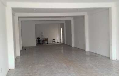 Imagem 3: Alugo ponto comercial na feira do Castanheira