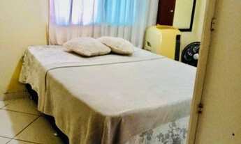 Imagem 2: Linda casa situada no Centro de Araruama, de frente para a Lagoa