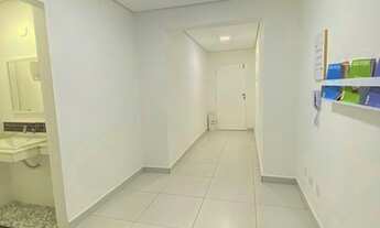 Imagem 3: Excelente local para uma clínica com 4 salas, 2 banheiros em avenida-bairro Boqueirão Sant