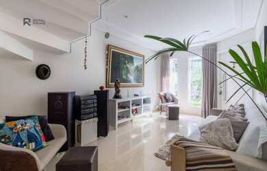 Imagem 4: Sobrado com 4 dormitórios à venda, 187 m² por R$ 1.200.000,00 - Hugo Lange - Curitiba/PR