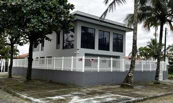 Imagem 3: Sobrado de esquina quadra mar