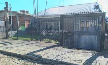 Imagem: PORTO ALEGRE - Casa Padrão - Jardim Sabará